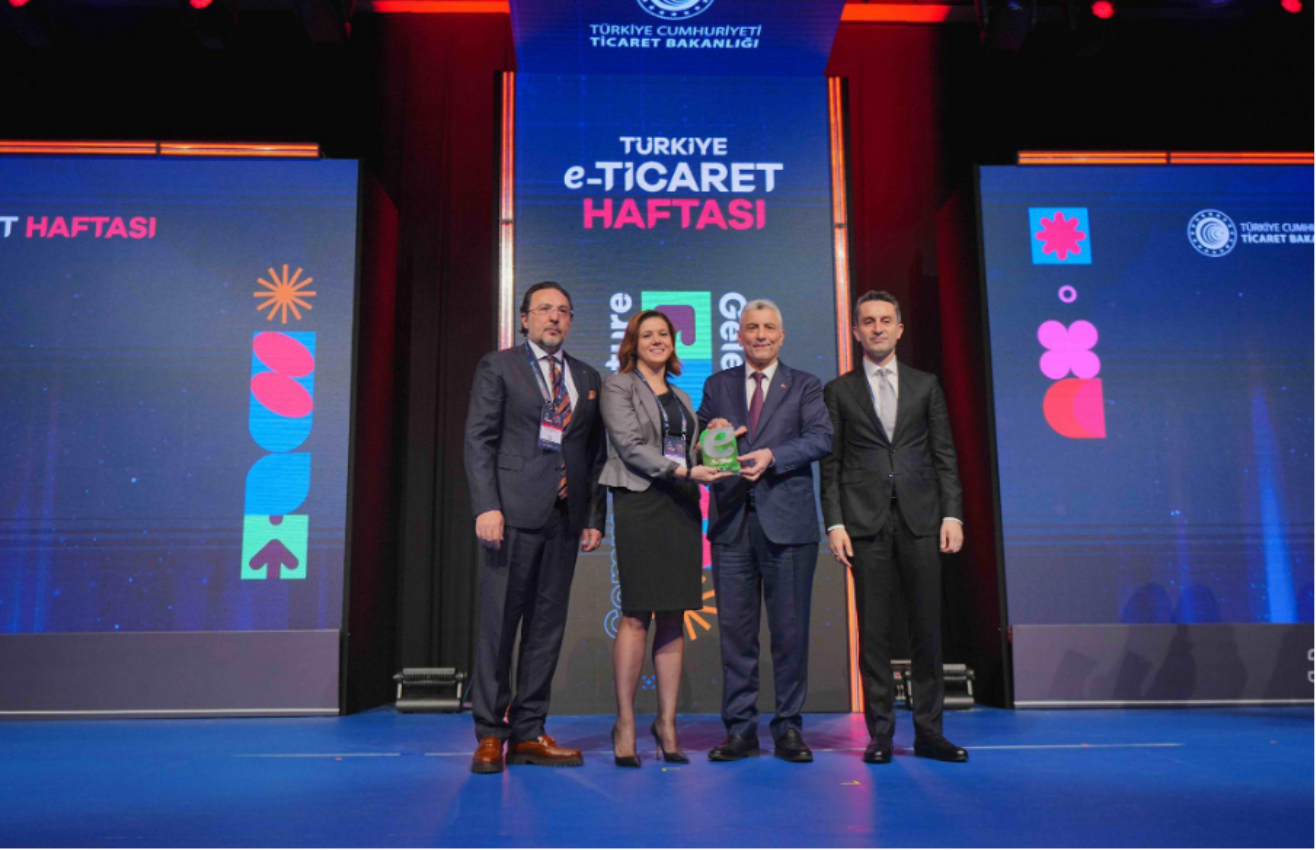 Card MasaÜstü (4).png